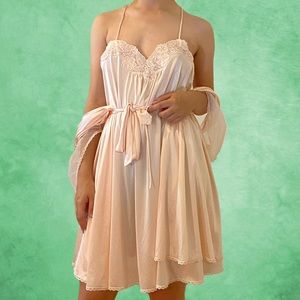 Vintage 80s Vanity Fair Sleep Robe and Slip Dress Set In Baby Pink Size Medium